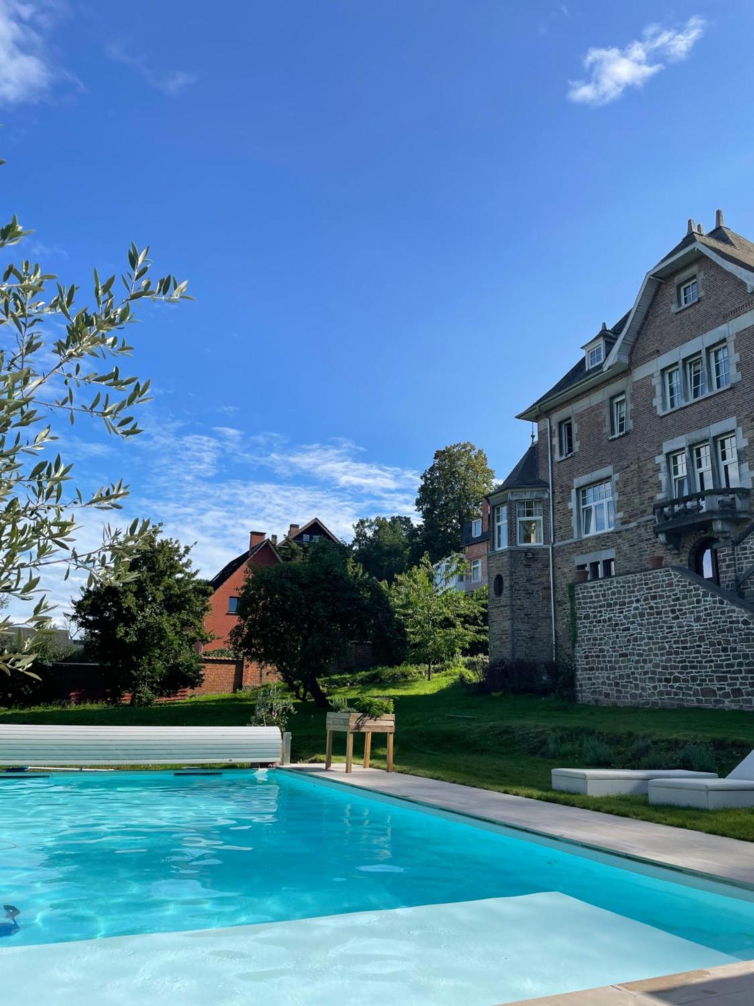 Le Castel Mosan Apartamento Namur Exterior foto